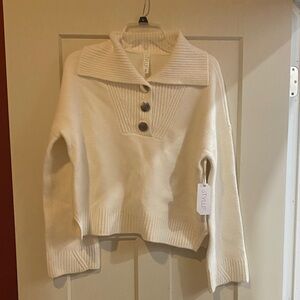 STYLUS Women's White Button-Up Turtleneck Sweater